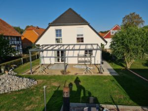 Mehr über den Artikel erfahren Ein Terrassendach entsteht