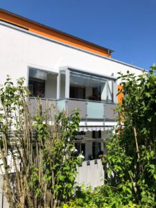 Mehr über den Artikel erfahren Terrassendach auf dem Balkon
